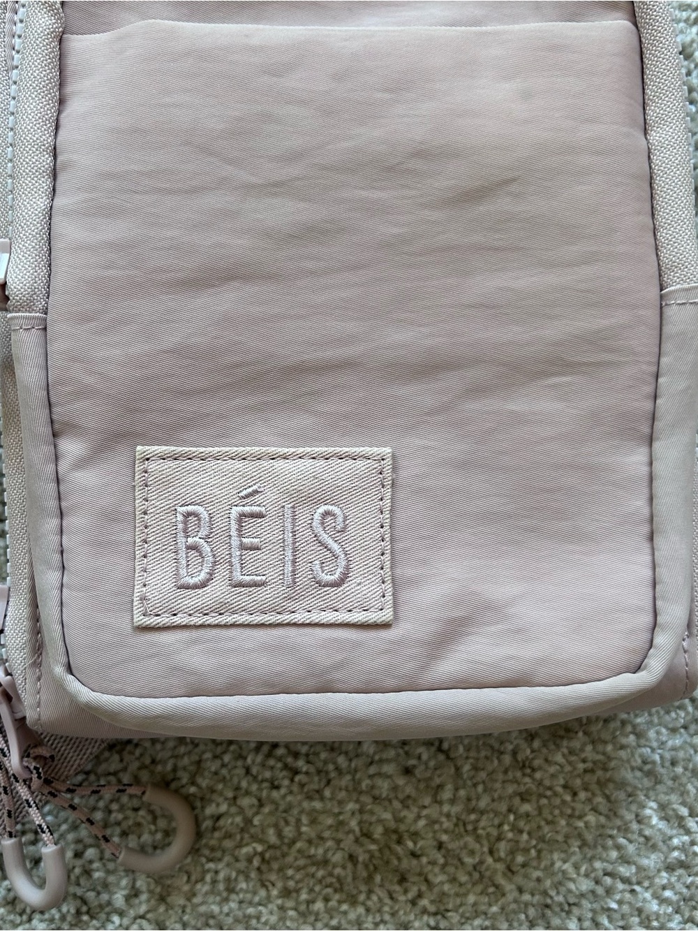 BEIS Sport Sling Atlas Pink Adjustable Travel Everyday Crossbody Bag Purse EUC - Picture 4 of 10